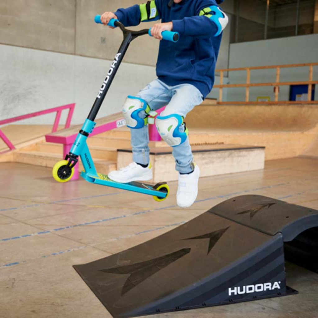 Hudora Kids Stunt Scooter (Blue, Black, 67.5cm × 75cm, 3.6kg)