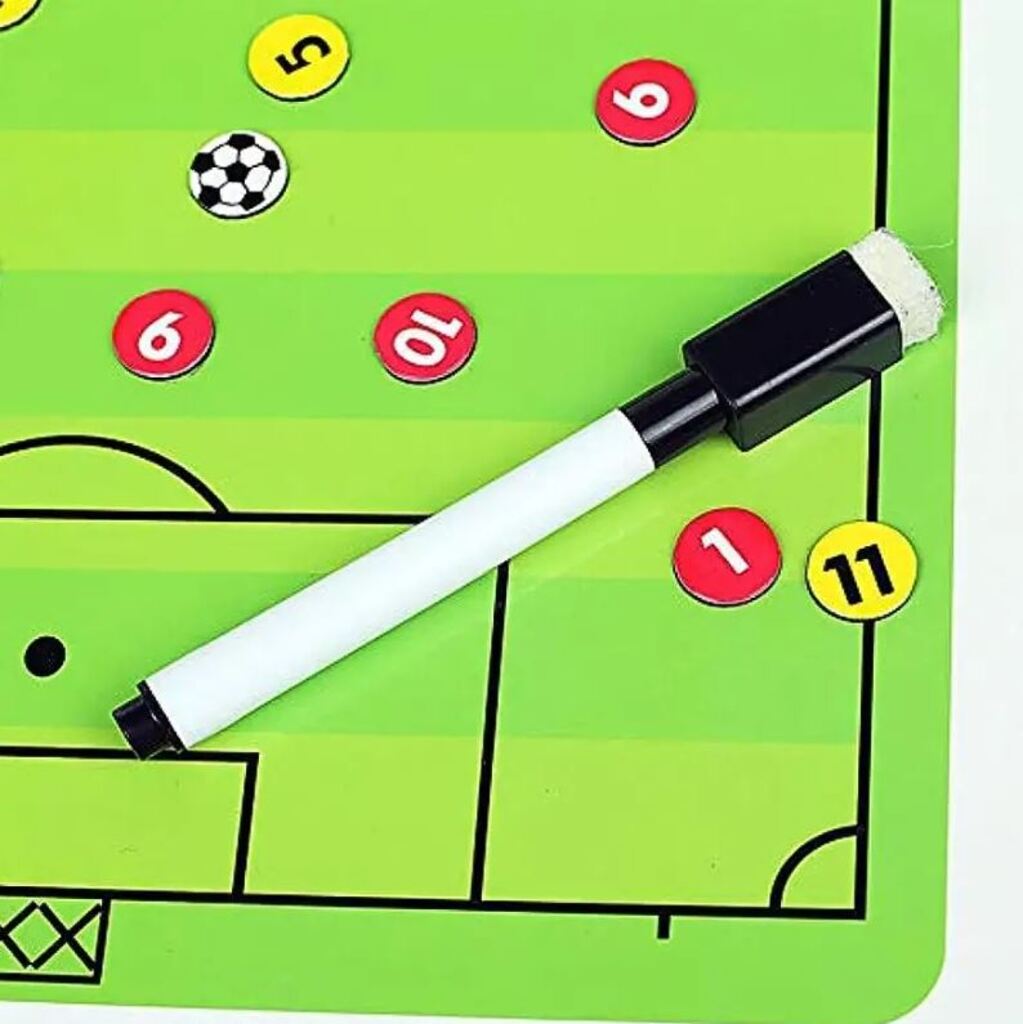 CHAMP Faltbare Magnetische Fußball-Coaching-Taktiktafel (schwarz, 31cm × 23.5cm × 1.5cm)